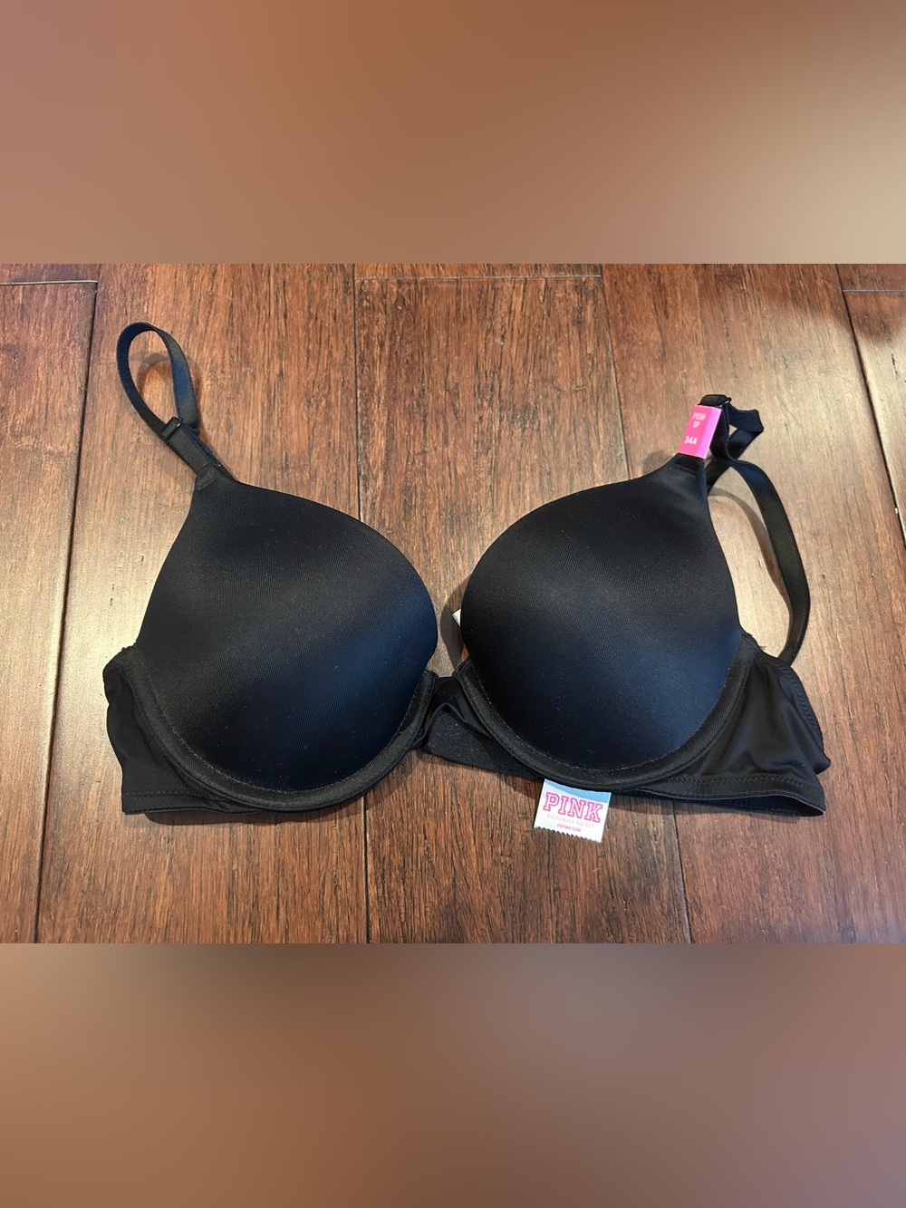 PINK Victoria's Secret Black Molded T-Shirt Bra